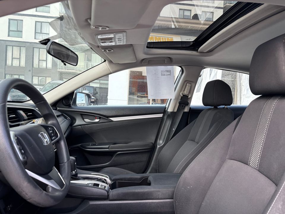 Honda Civic 2016 - Image 11