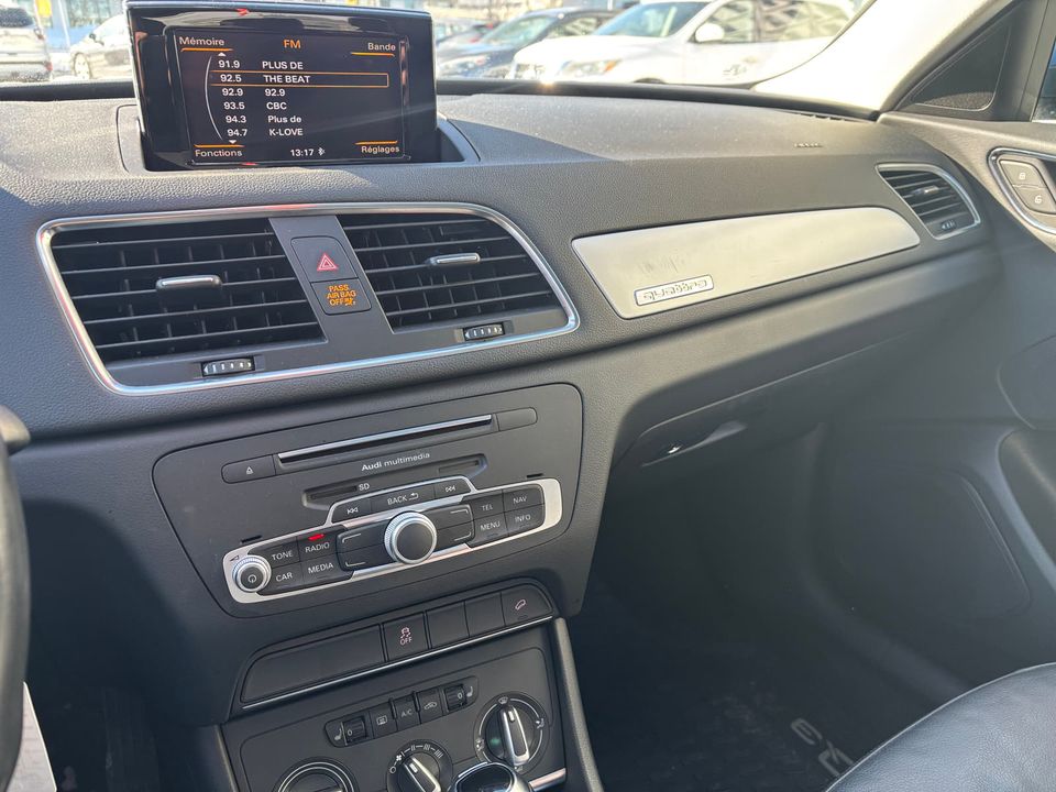 Audi Q3 2016 - Image 16