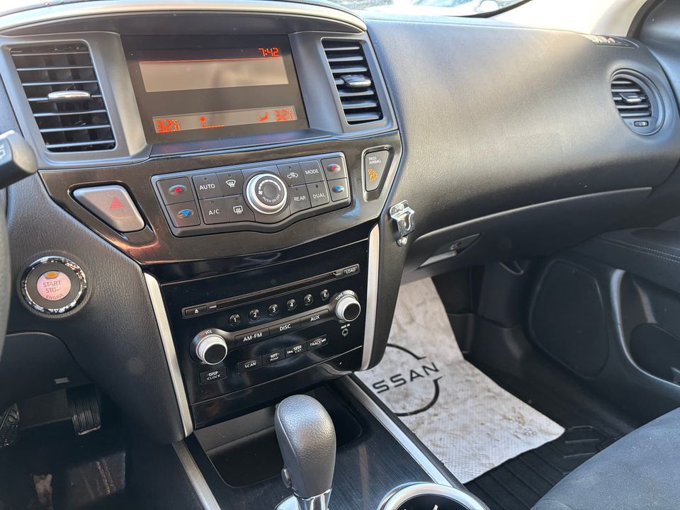 Nissan Pathfinder 2013 - Image 16