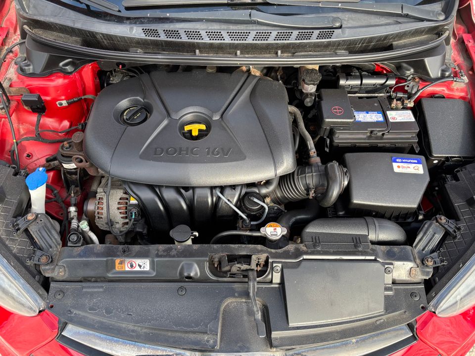 Hyundai Elantra 2013 - Image 19