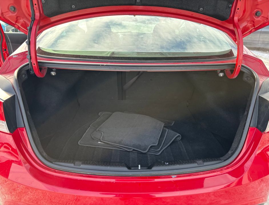 Hyundai Elantra 2013 - Image 20