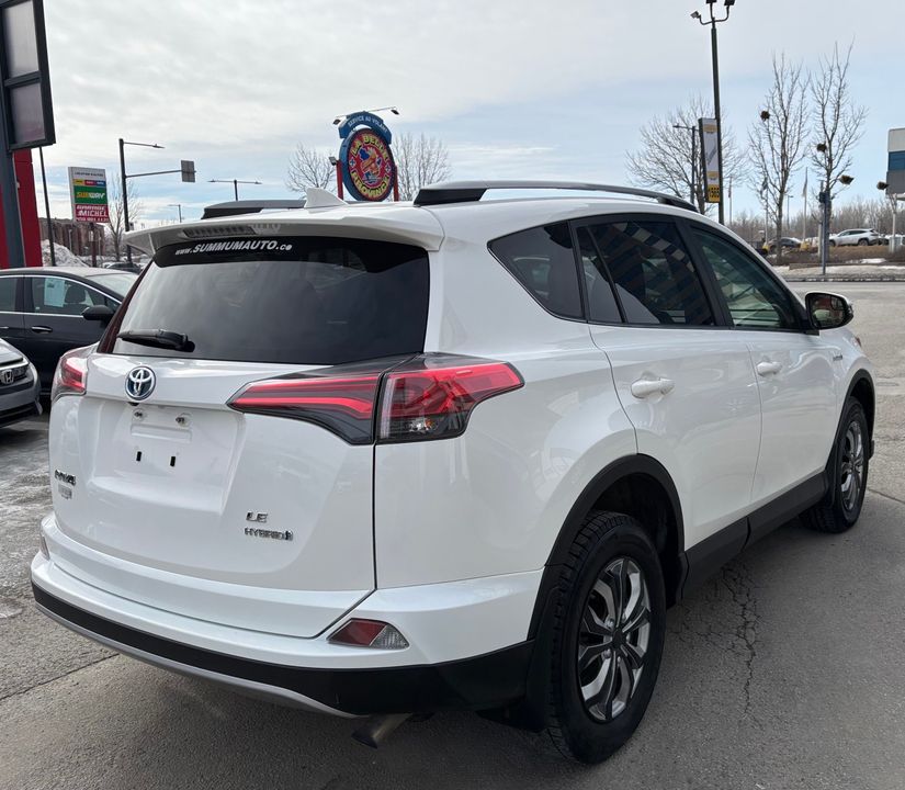 Toyota RAV4 Hybrid 2018 - Image 6