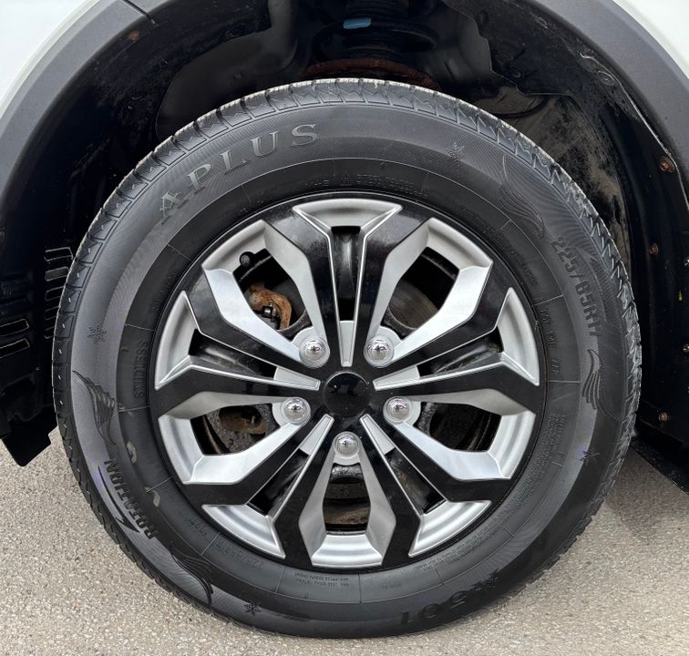 Toyota RAV4 Hybrid 2018 - Image 10