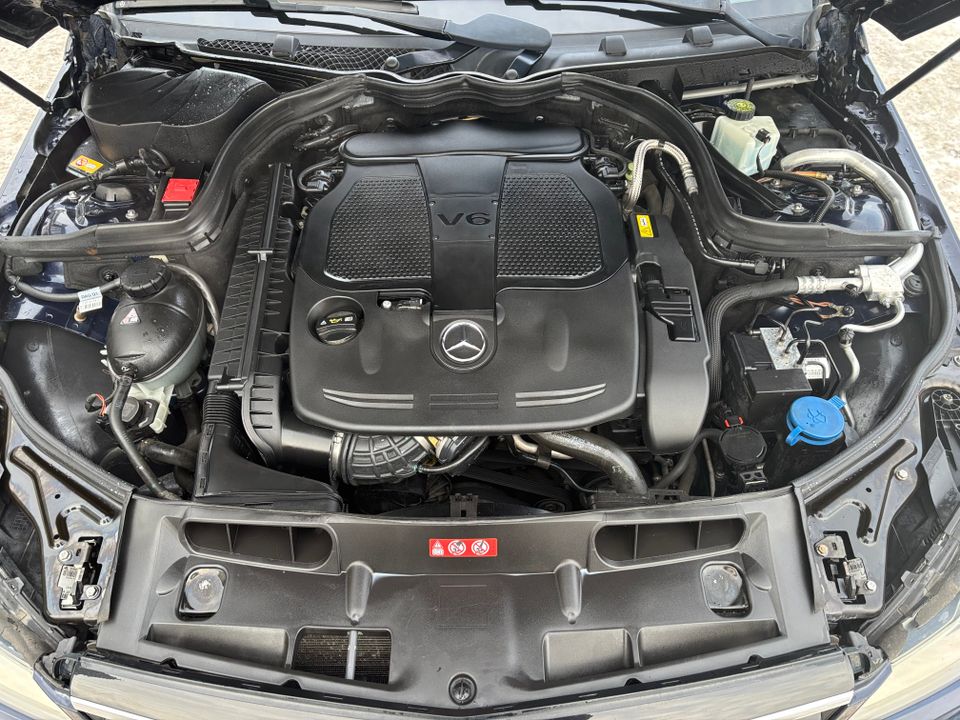 Mercedes-Benz C 300 2014 - Image 23