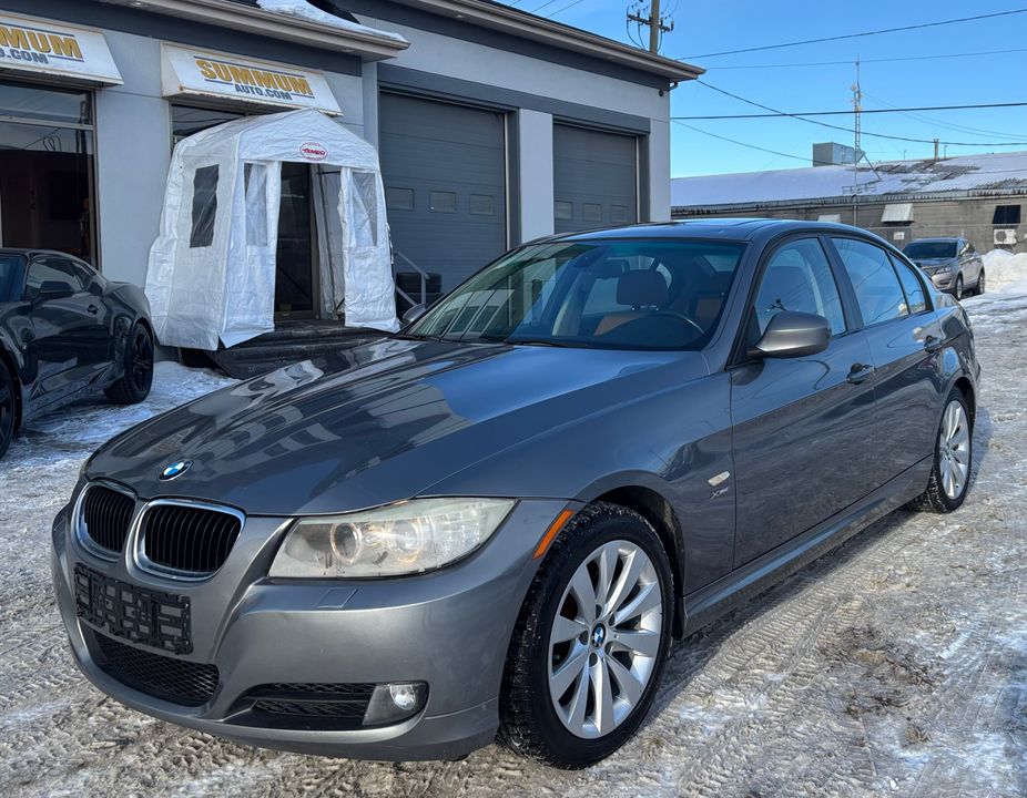 BMW 3 Series 2010 - Image 1
