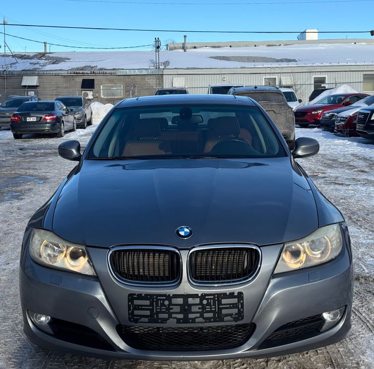 BMW 3 Series 2010 - Image 9