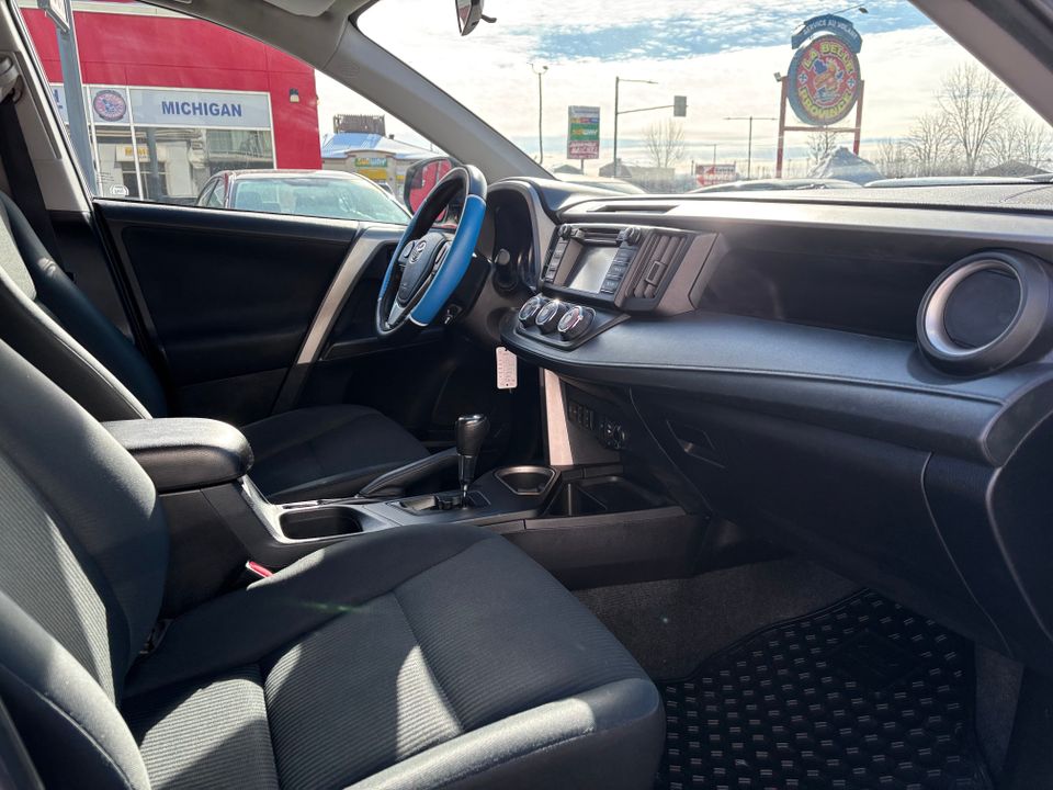 Toyota RAV4 2016 - Image 18