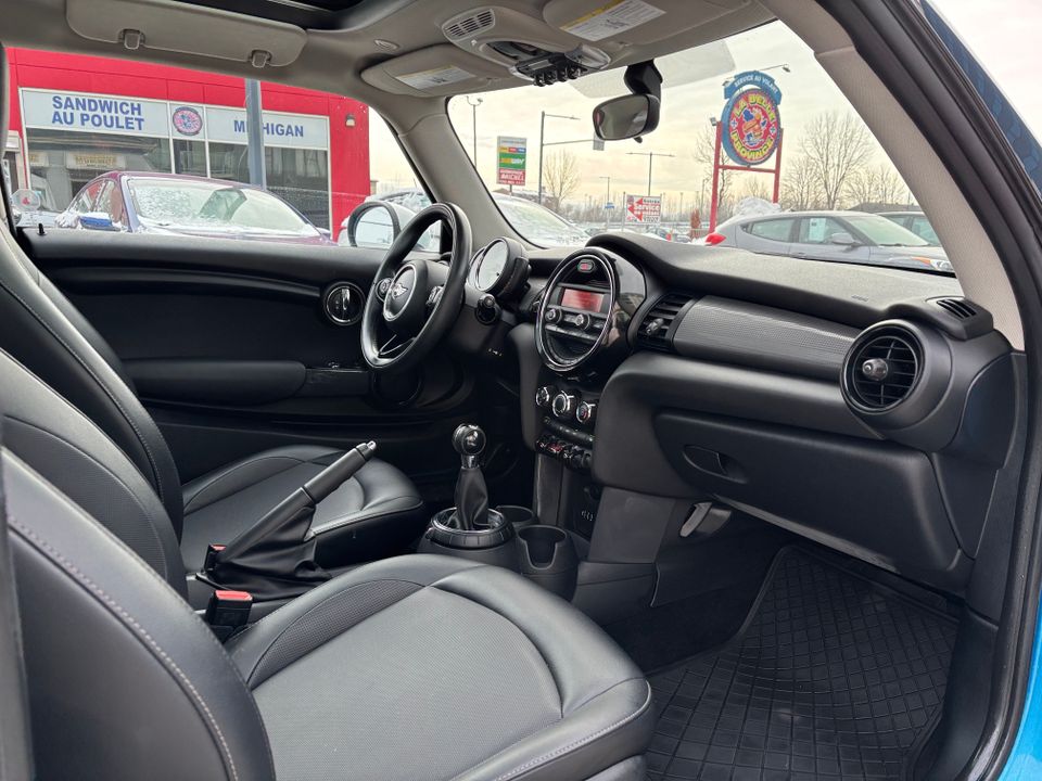 Mini Cooper 2015 - Image 19