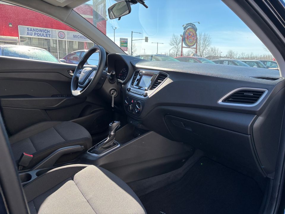 Hyundai Accent 2019 - Image 17