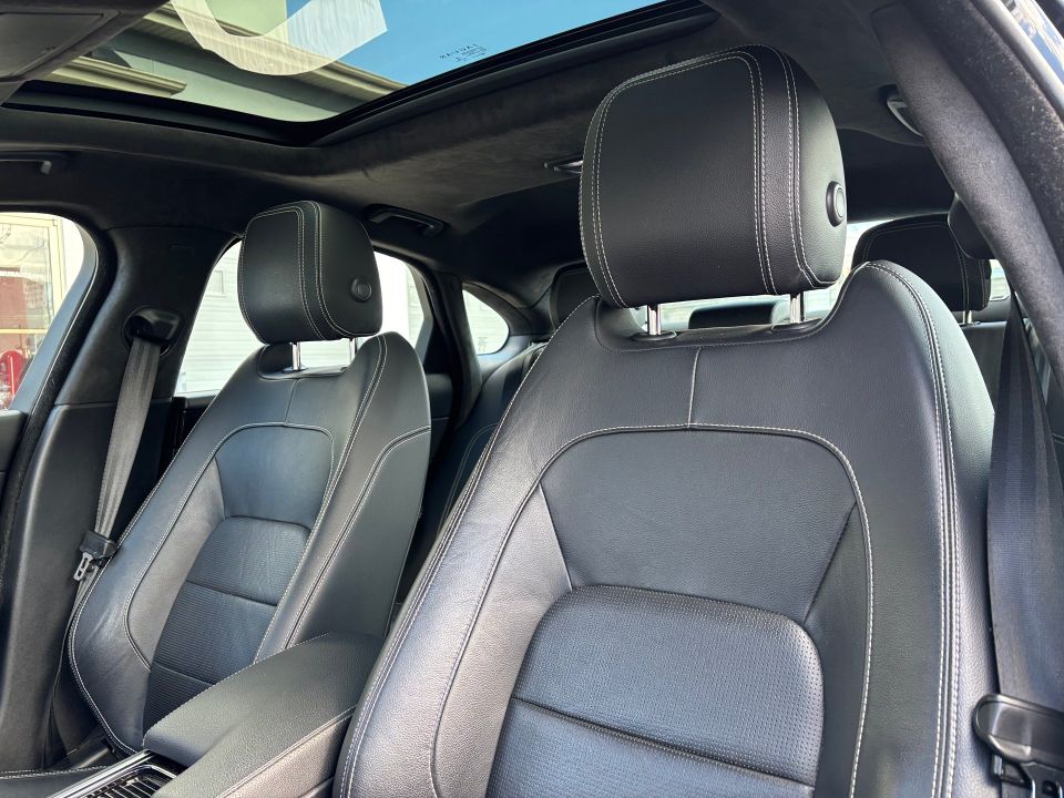 Jaguar XF Sedan 2020 - Image 14