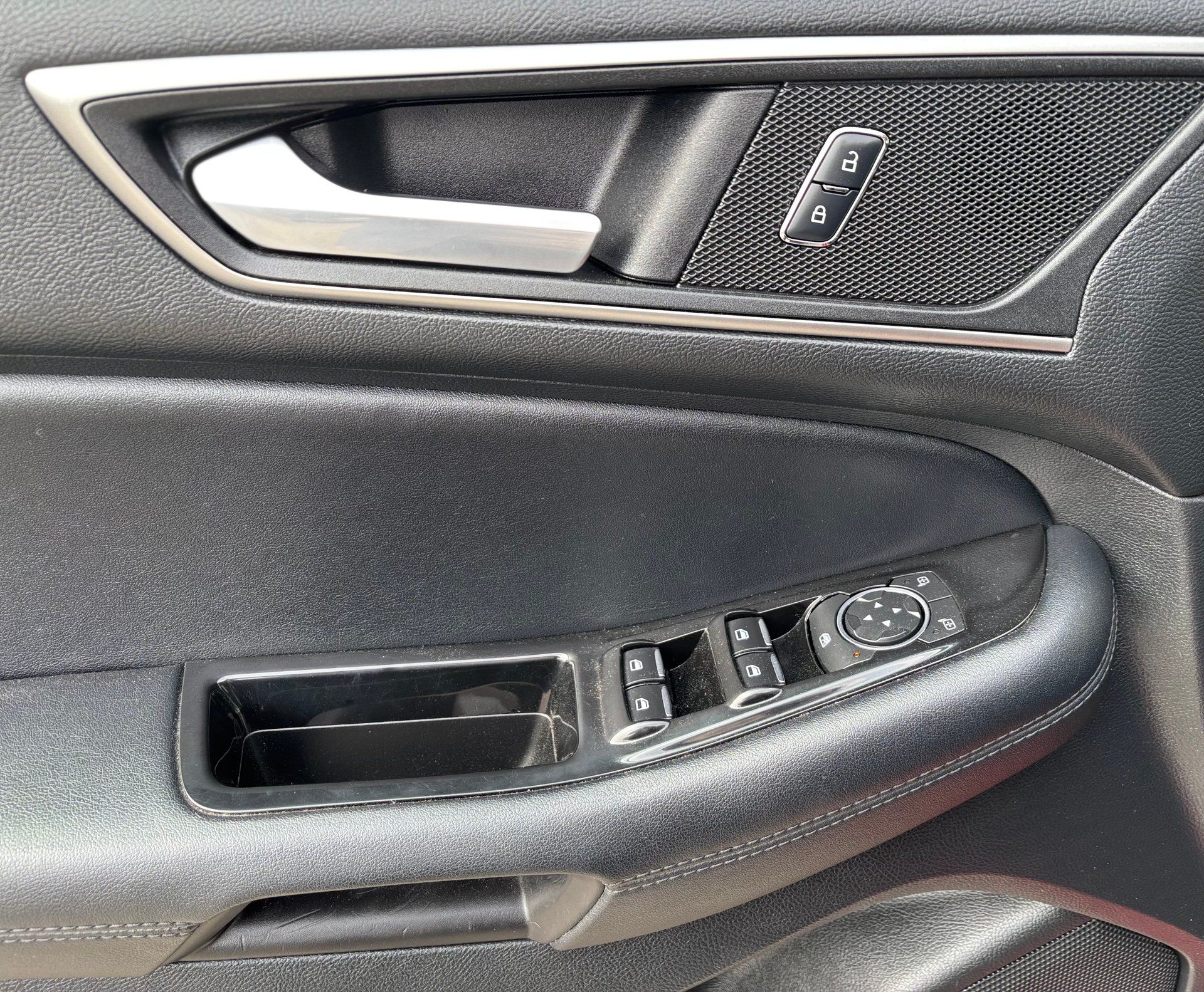 Ford Edge 2016 - Thumbnail 12