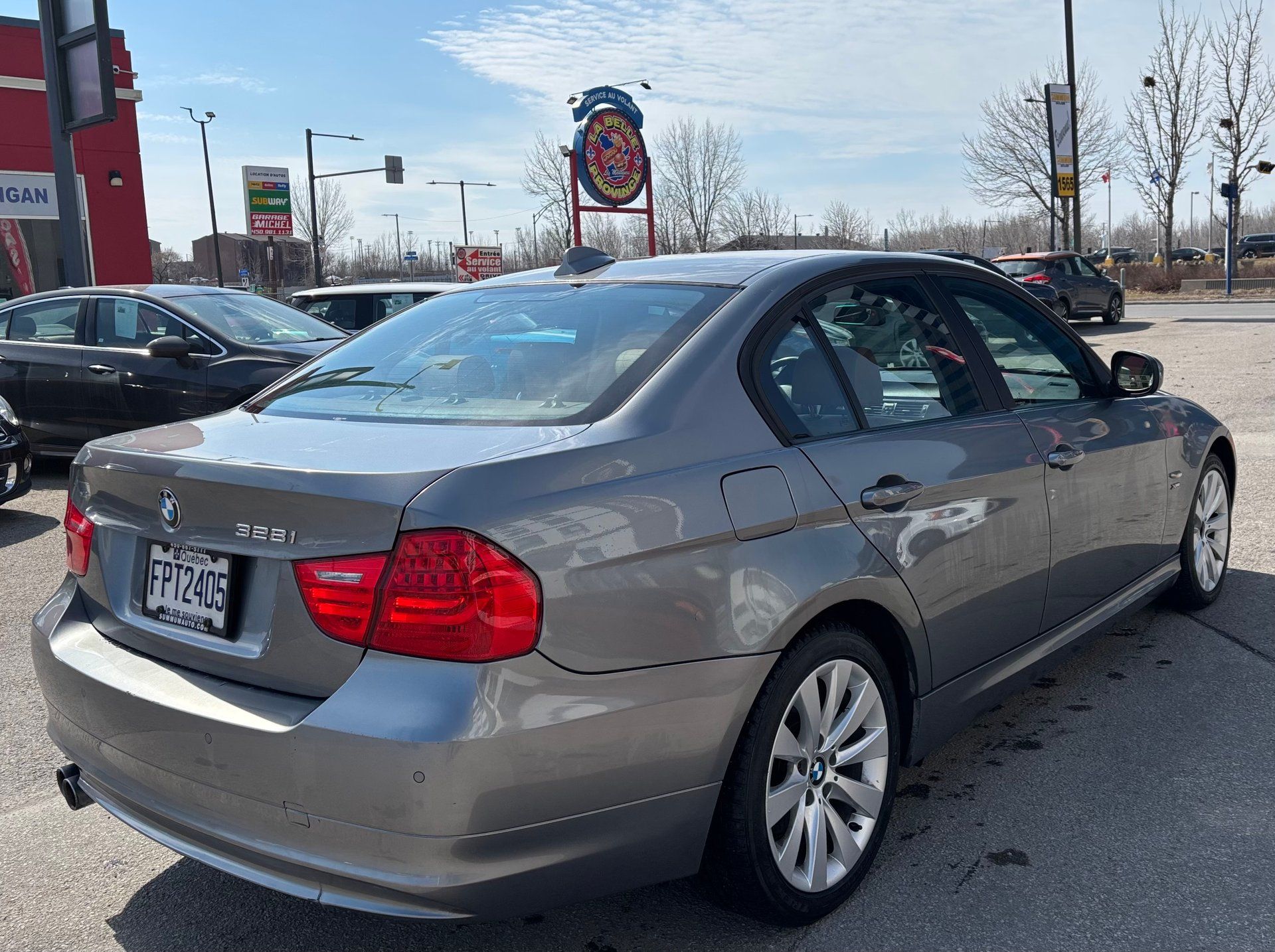 BMW 3 Series 2010 - Thumbnail 6