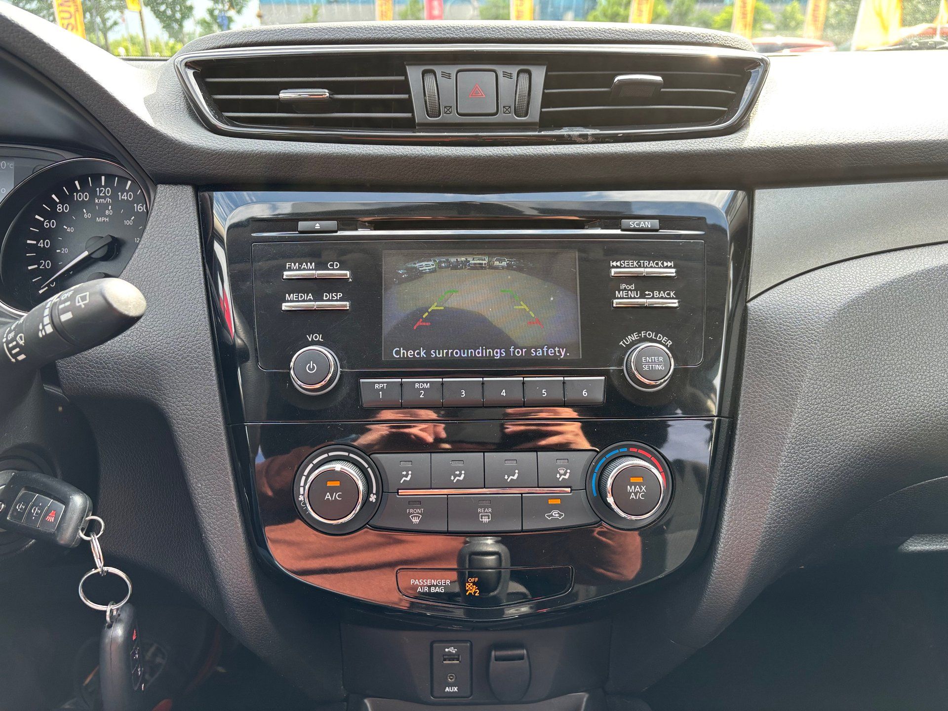 Nissan Qashqai 2018 - Thumbnail 17