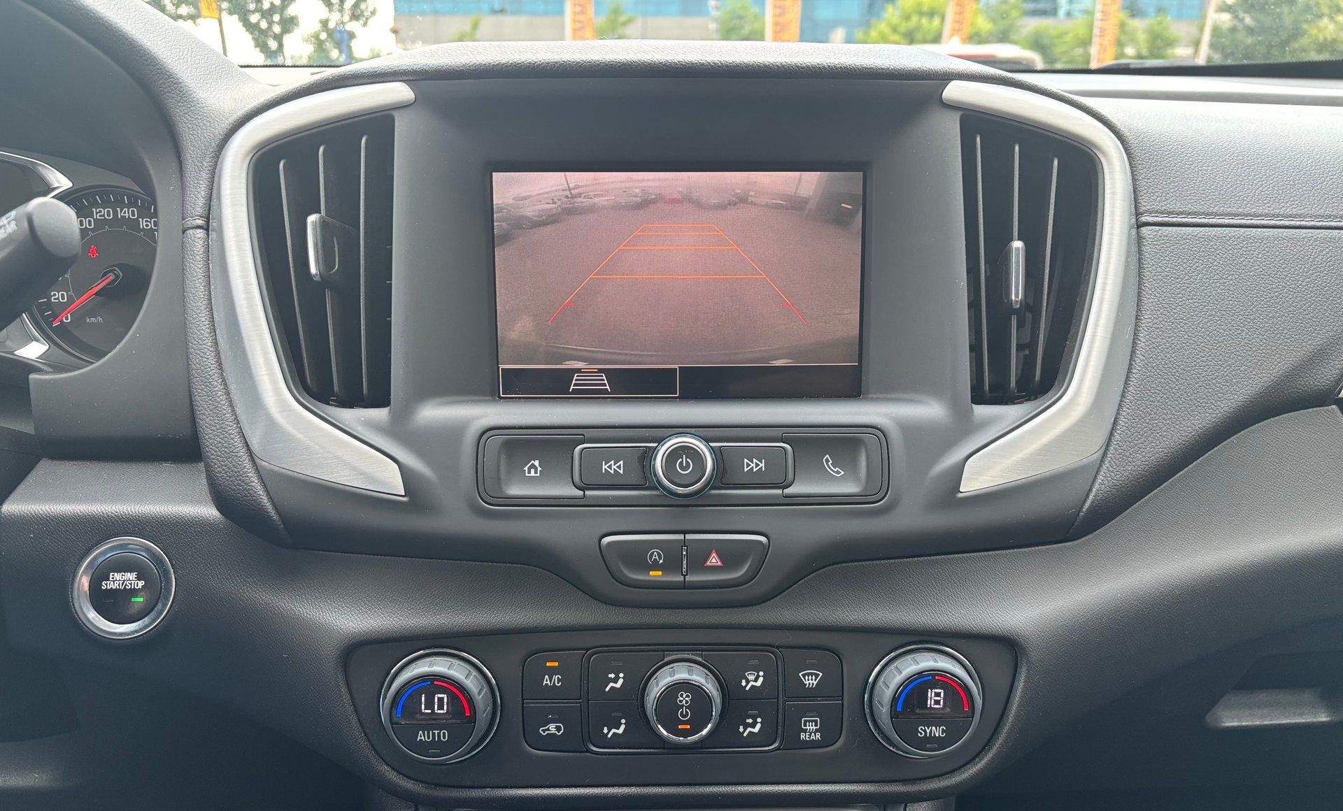 GMC Terrain 2023 - Thumbnail 21