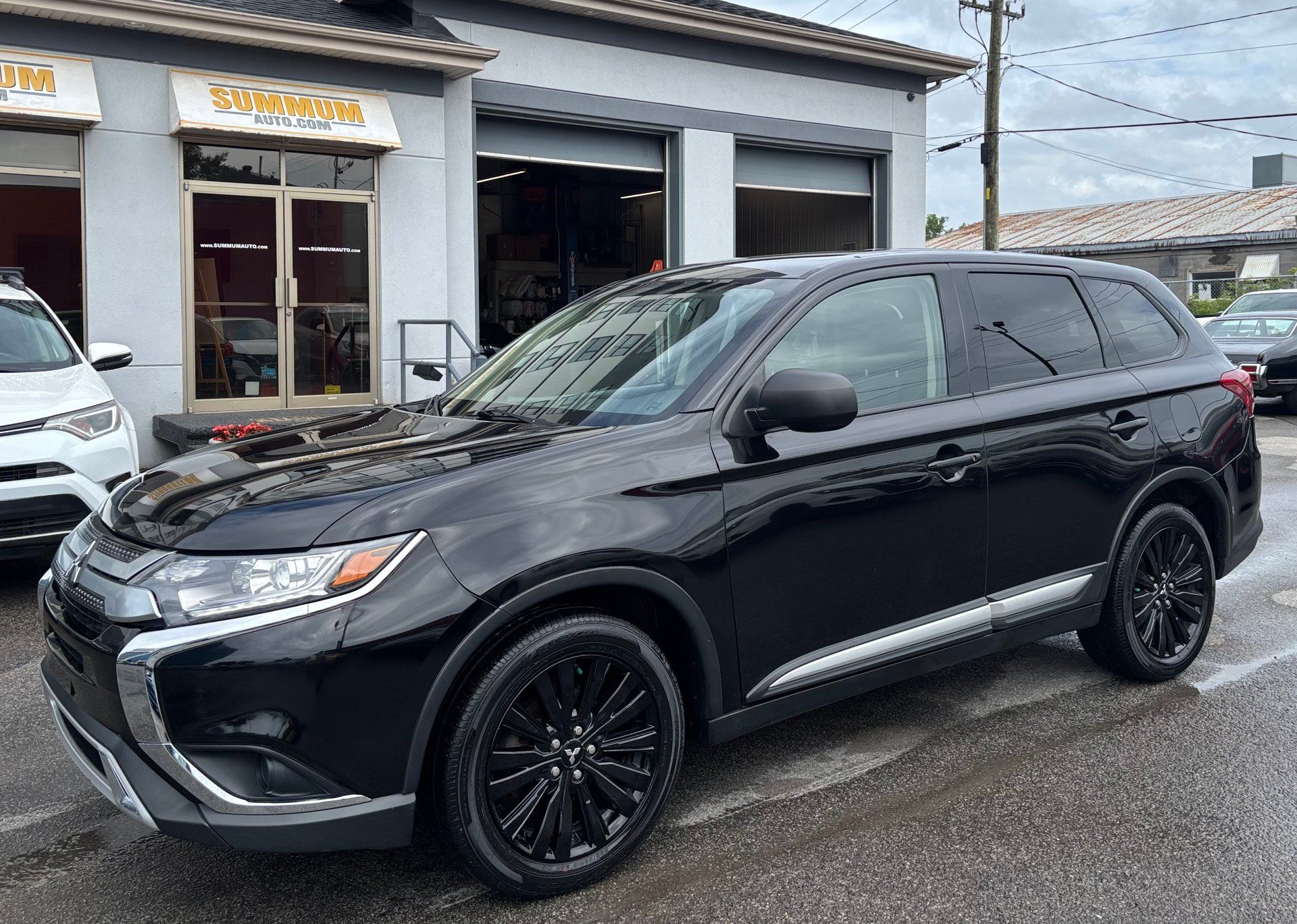 Mitsubishi Outlander 2019 - Thumbnail 2