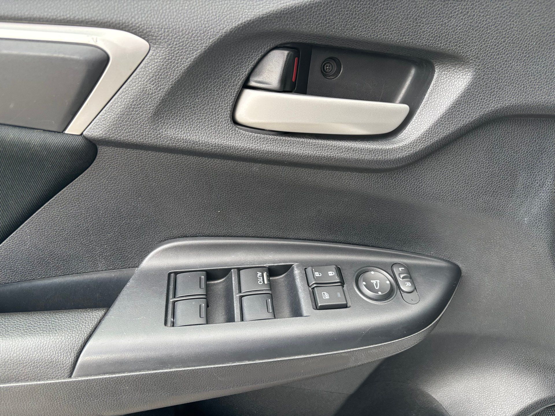 Honda Fit 2016 - Thumbnail 12