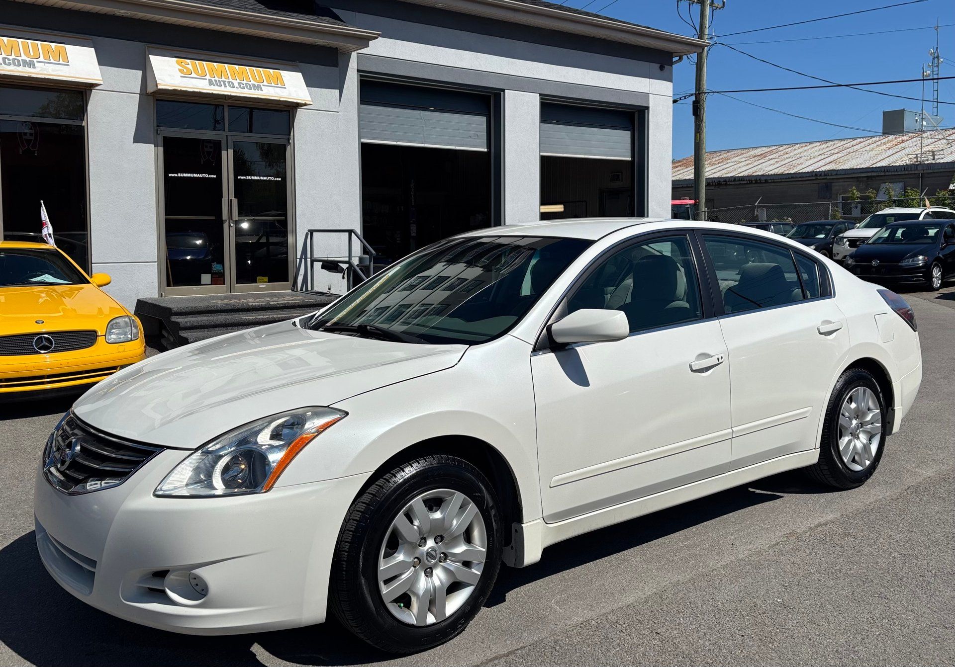 Nissan Altima 2012 - Thumbnail 2